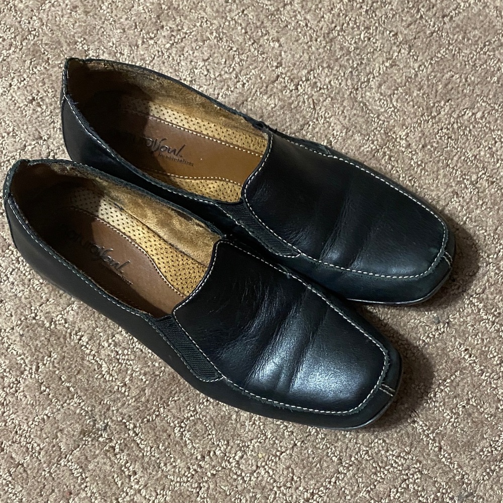 Women’s Black Slip-On Leather Loafers 7.5 Office Casual Career Timeless